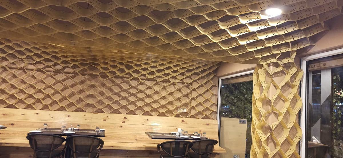Unconventional solution for restaurant interiors by Strata Global using StrataWeb® geocells
