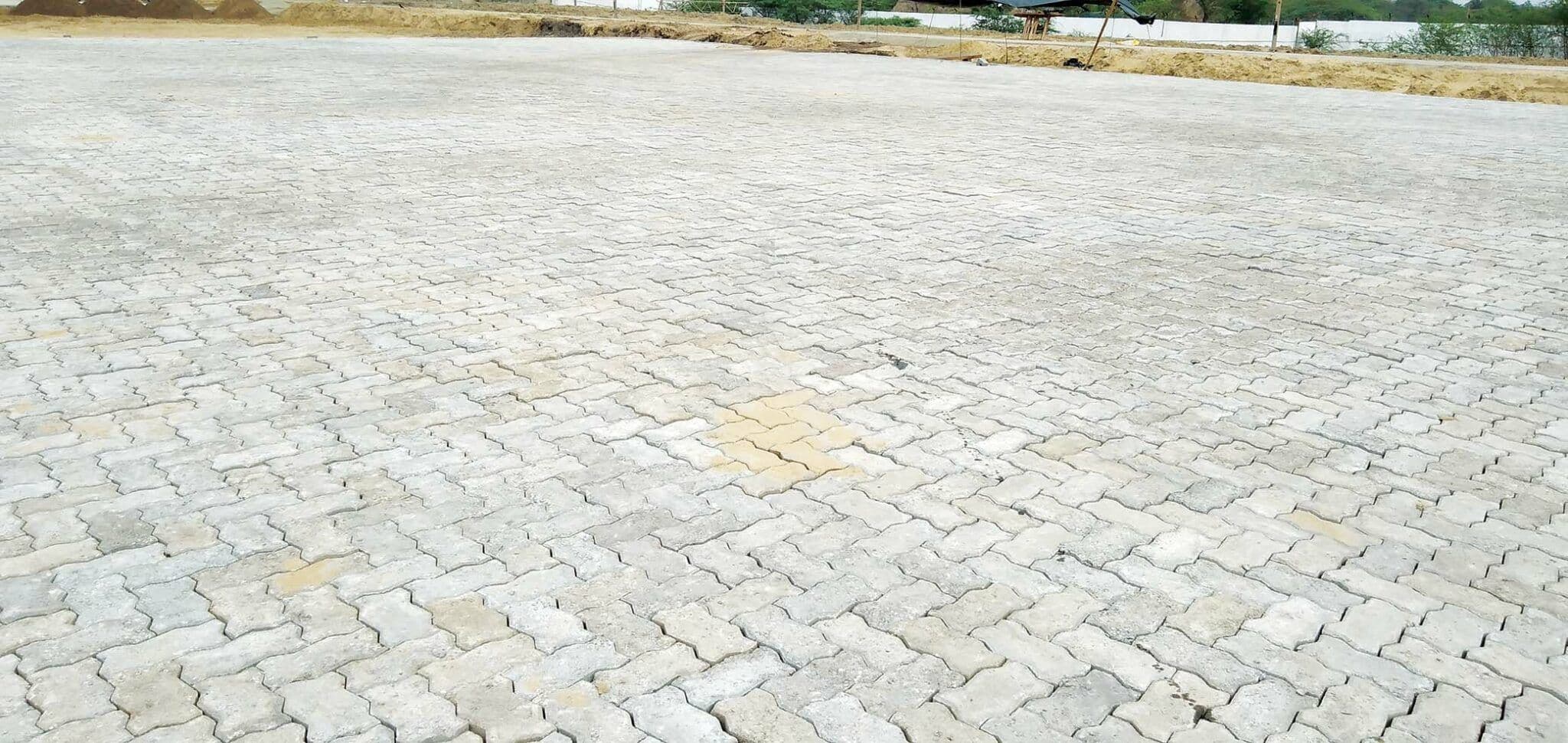 Strengthening of steel cargo yard using StrataWeb® geocells