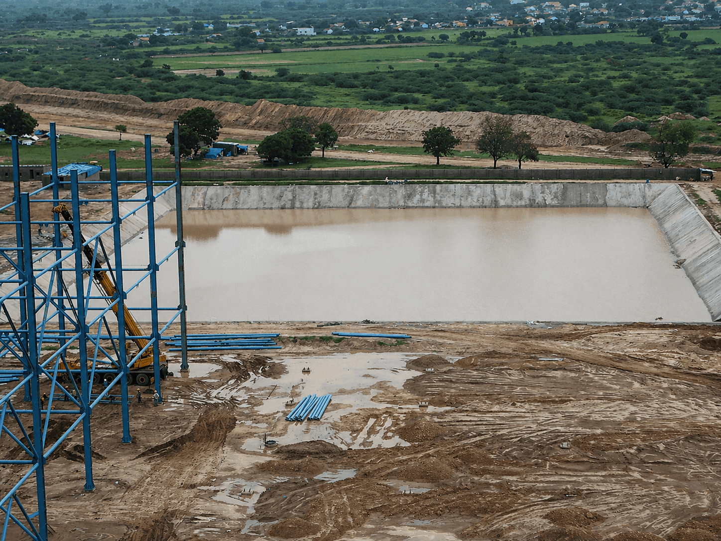 Drain lining/reservoir lining