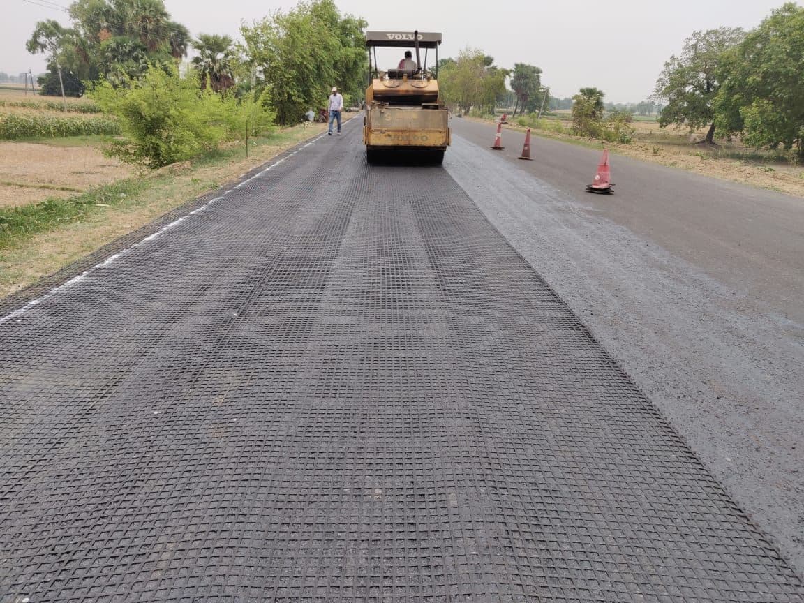 Flexible pavement or asphalt reinforcement with Biaxial Geogrid