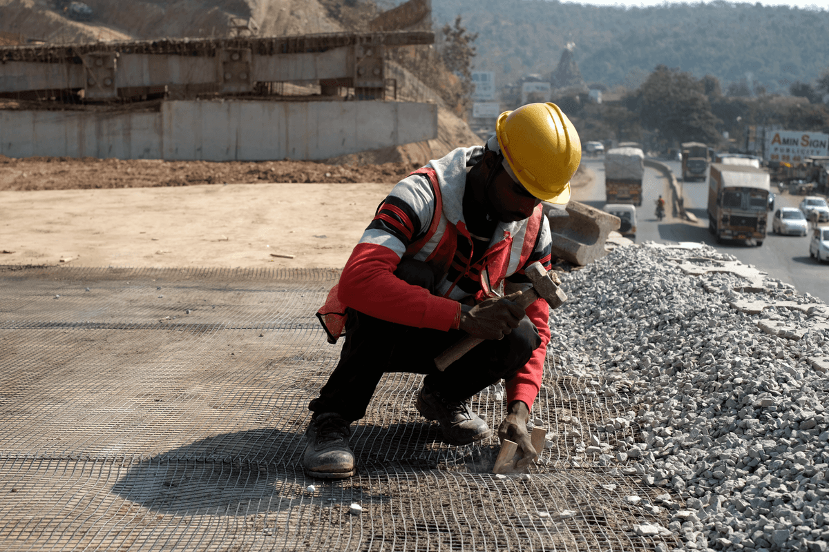 CONTRACTOR