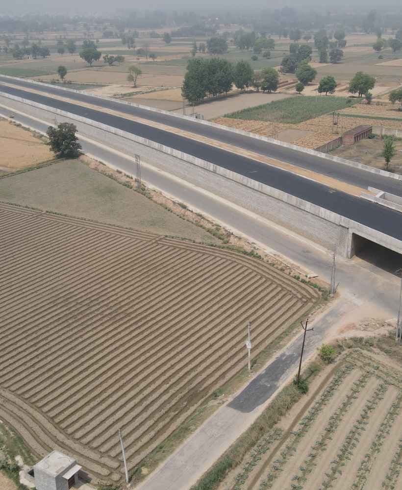 StrataGrid Uniaxial Geogrid installation