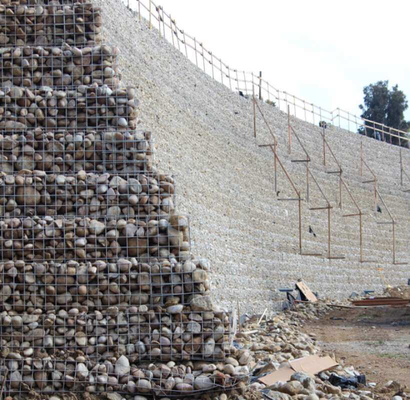 Reinforced Steep Slopes - Geogrid