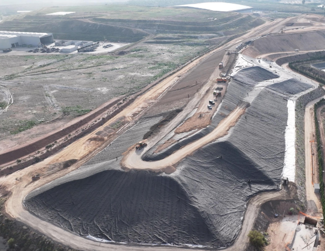 Geosynthetics were used for landfill capping in Villena, Spain, to manage gas venting and prevent rainwater leakage.